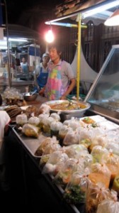 Marché de nuit à Samu Skhon