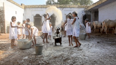 HOLYHOLI1.jpg